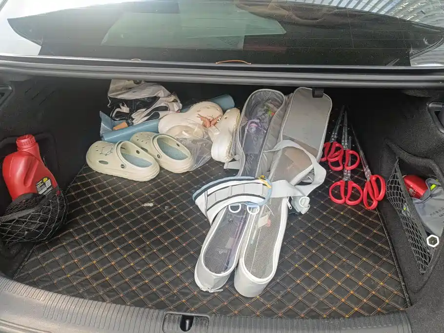 Audi A4L — фото 4