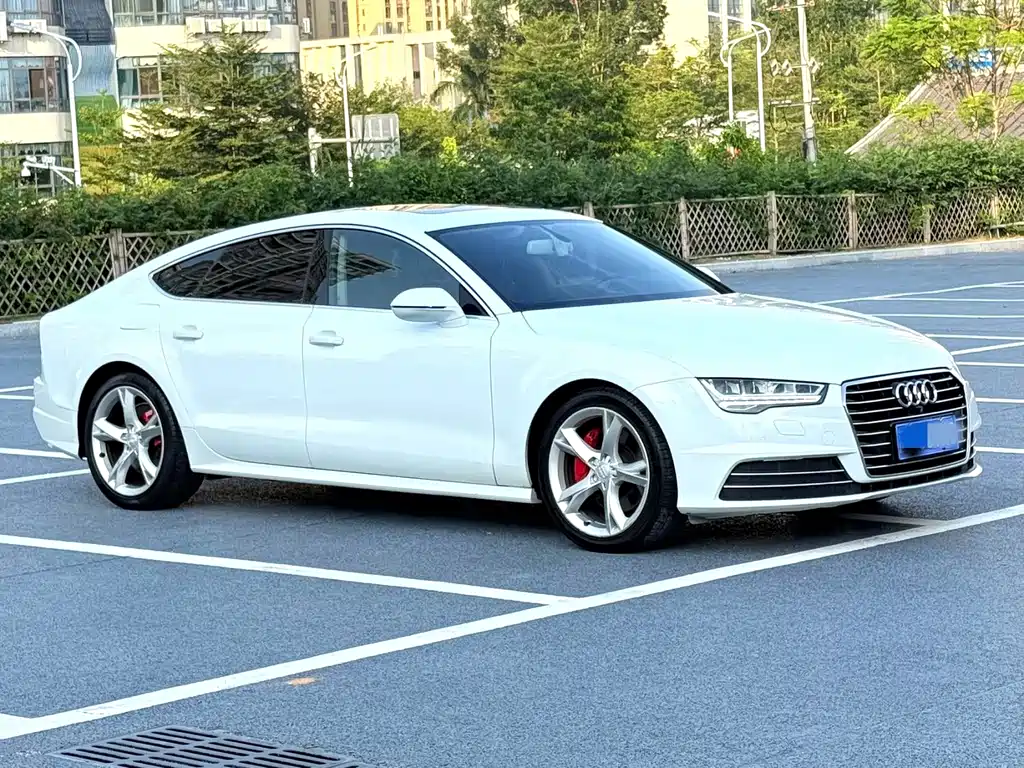 Audi A7 — фото 7