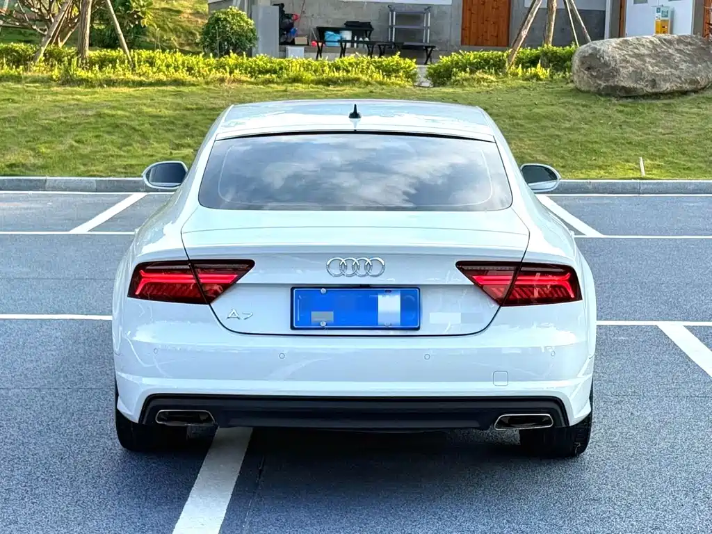 Audi A7 — фото 8