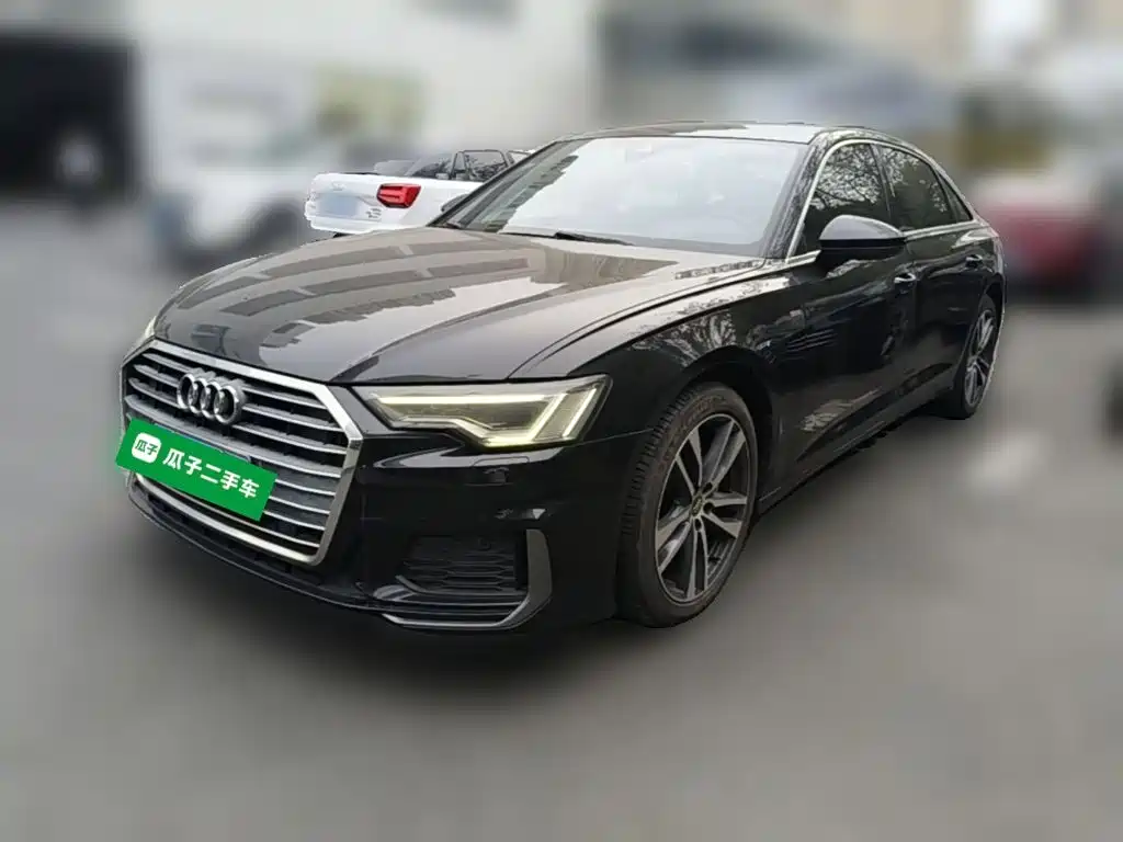 Audi A6L — фото 1