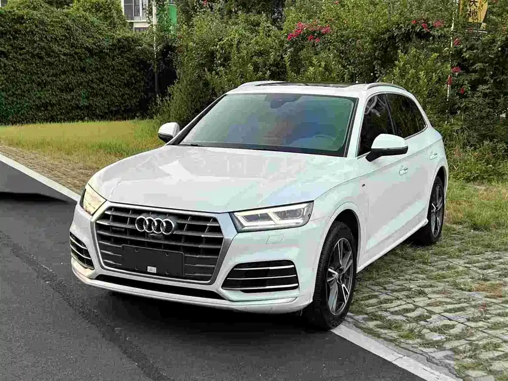 Audi Q5L — фото 2