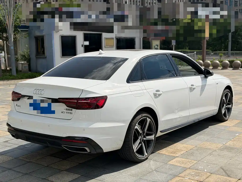 Audi A4L — фото 5