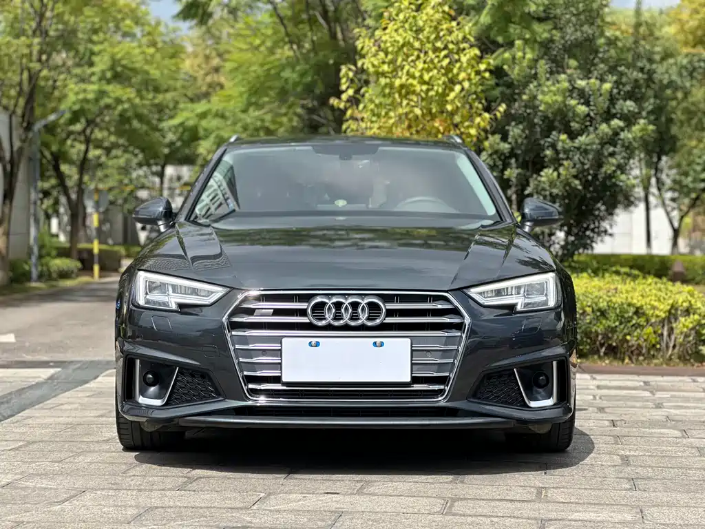 Audi A4 (Import) — фото 2
