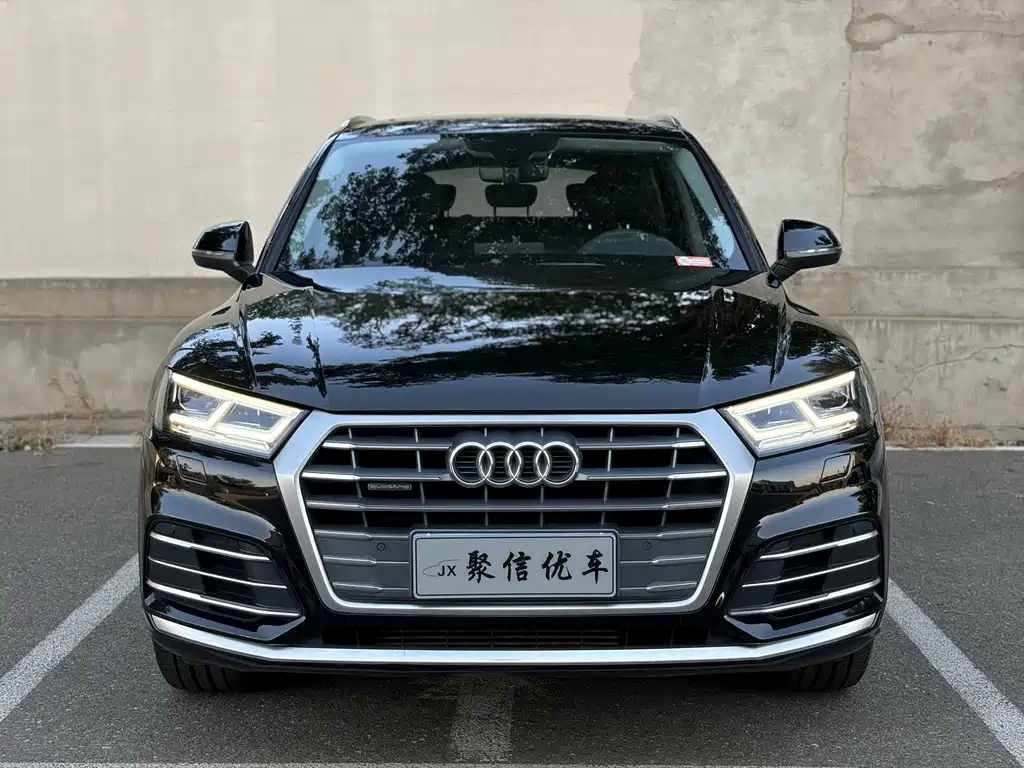 Audi Q5L — фото 2