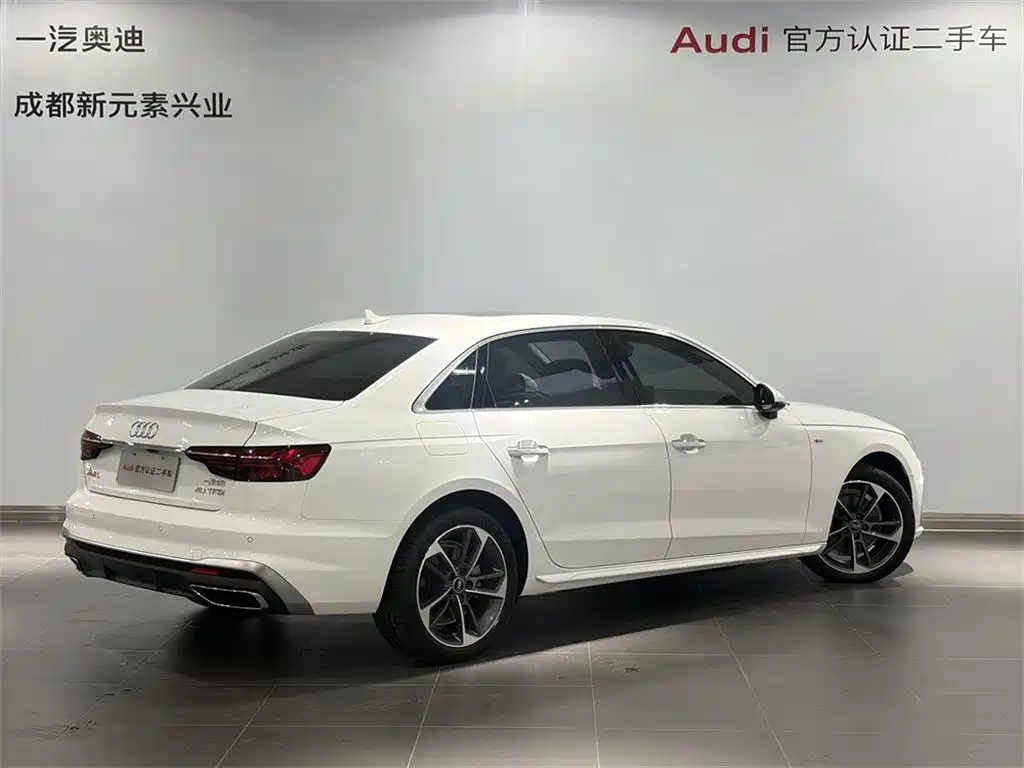 Audi A4L — фото 4