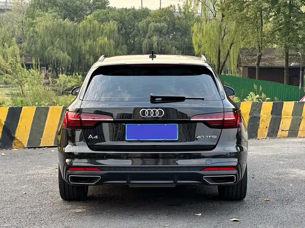 Audi A4 (Import) — фото 6