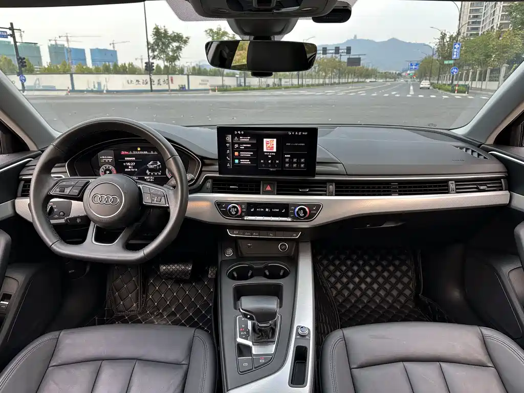 Audi A4 (Import) — фото 9
