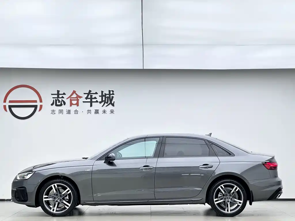 Audi A4L — фото 3