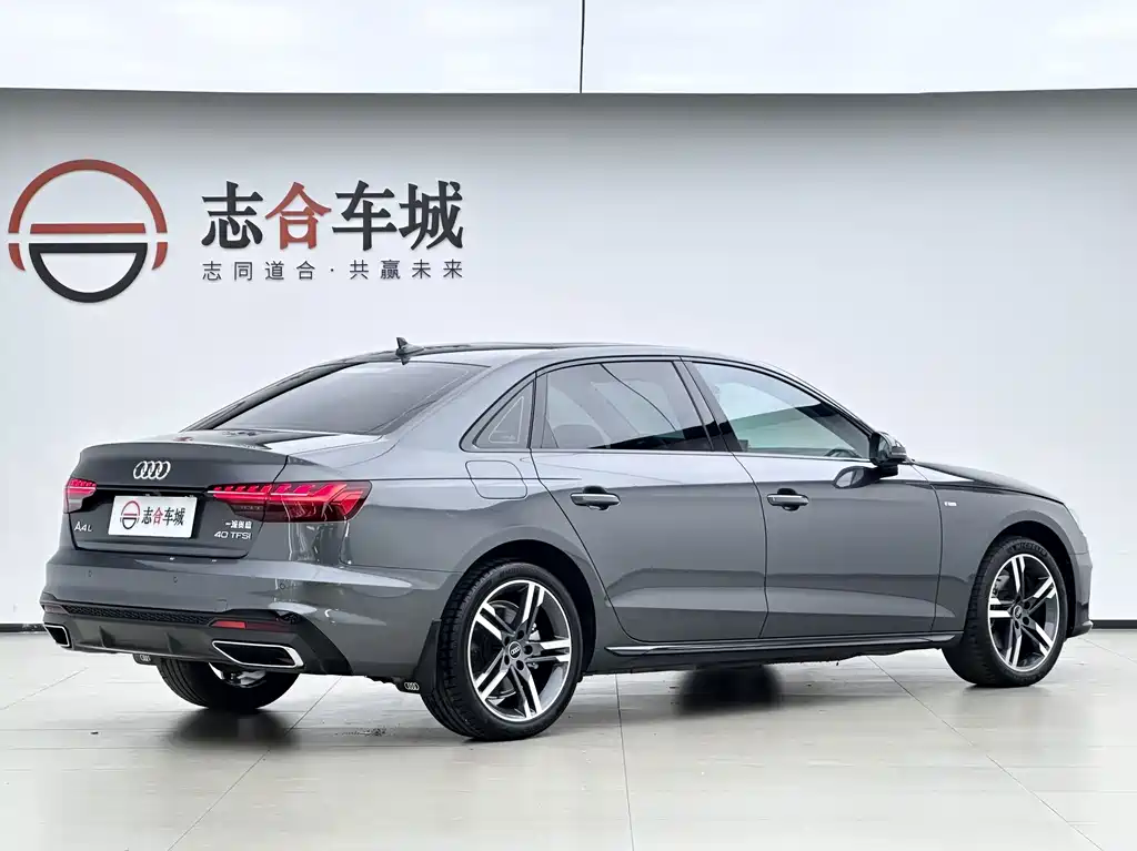 Audi A4L — фото 5