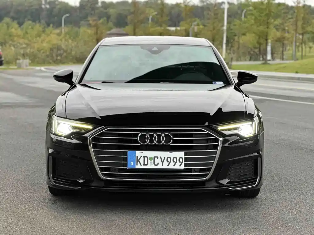 Audi A6L — фото 2