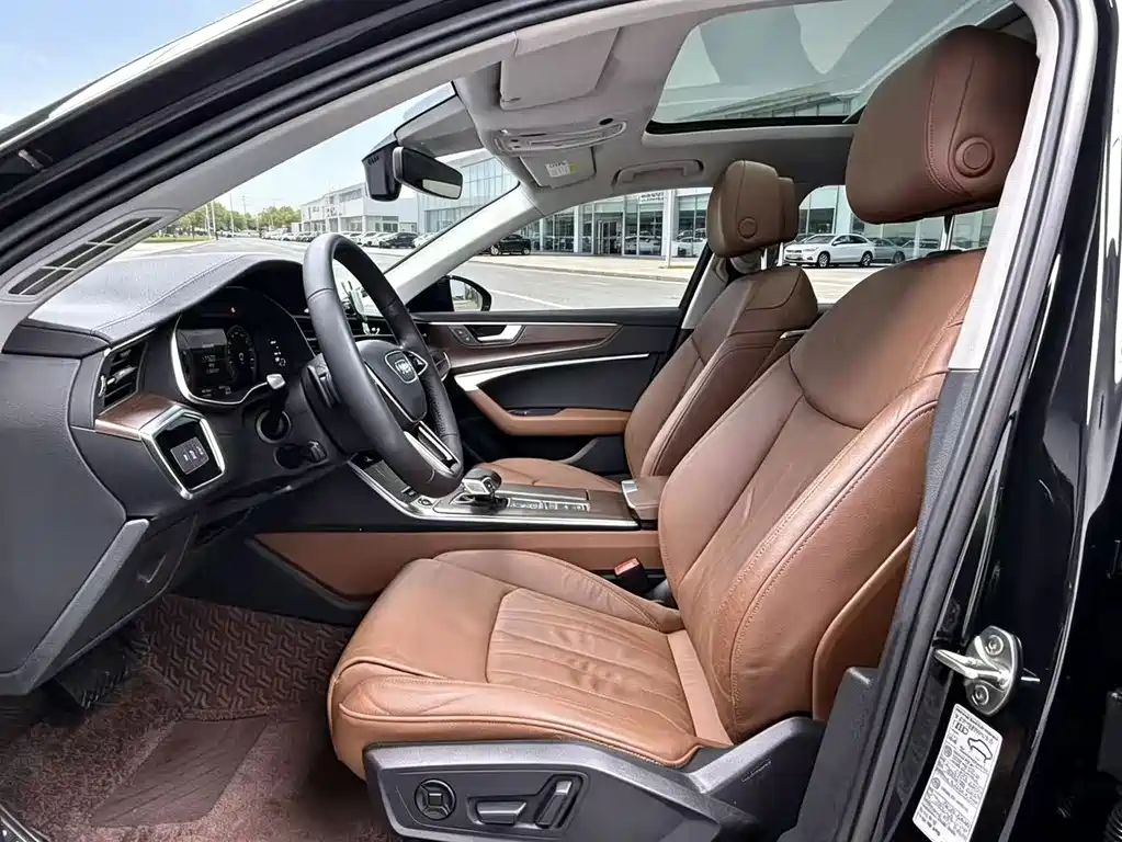 Audi A6L — фото 4