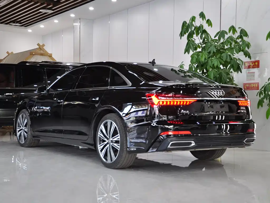 Audi A6L — фото 3