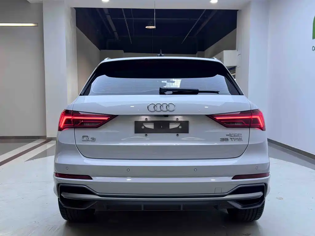 Audi Q3 — фото 5