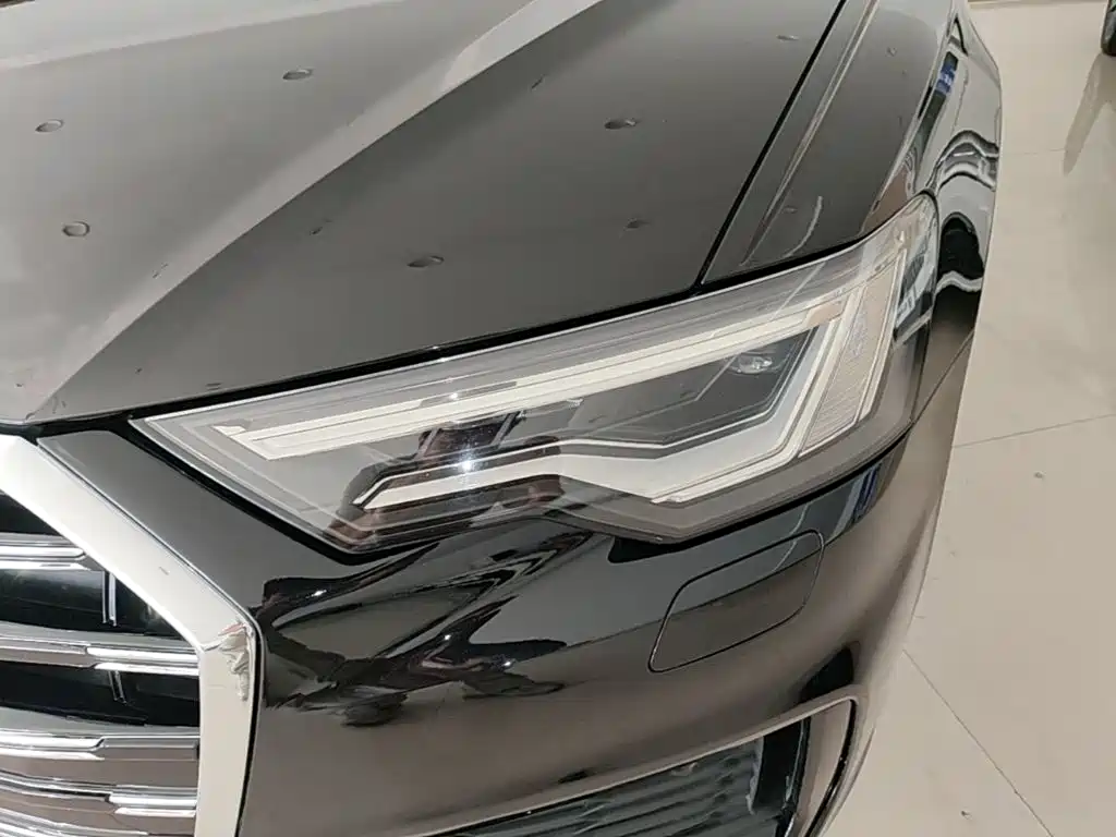 Audi A6L — фото 23