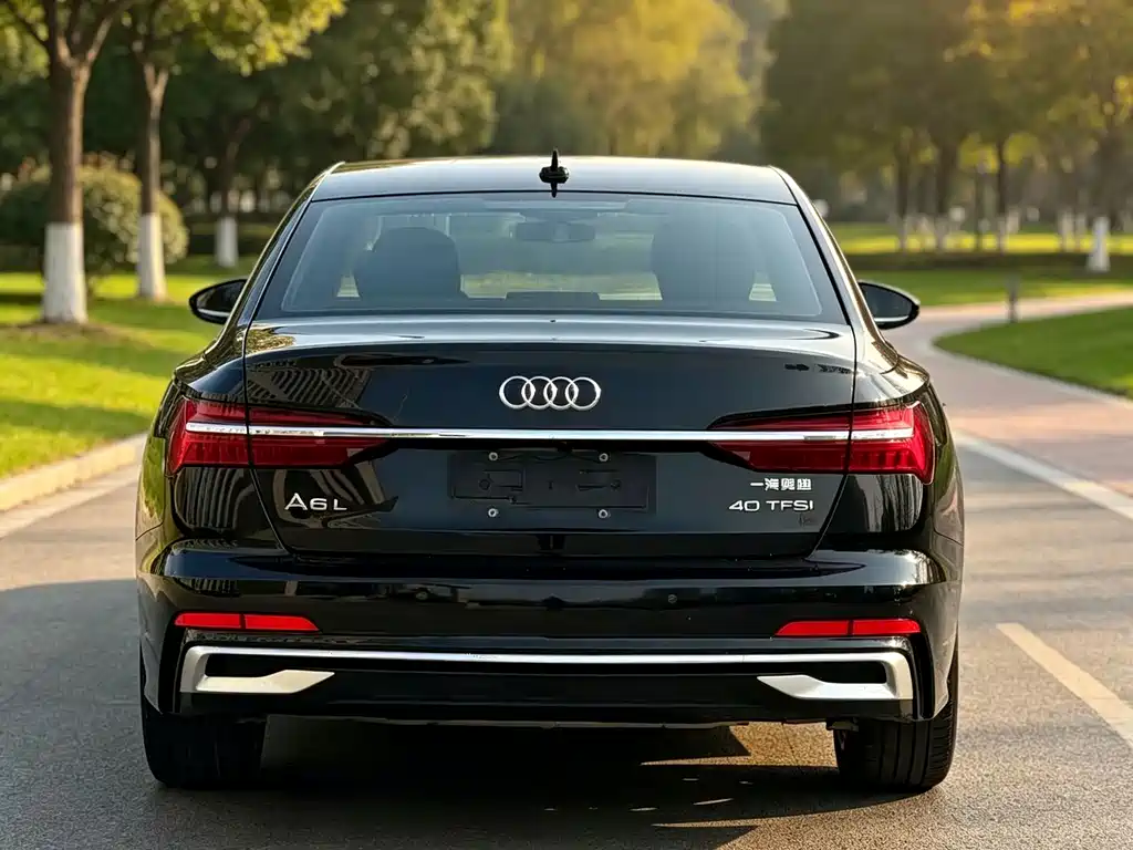 Audi A6L — фото 5