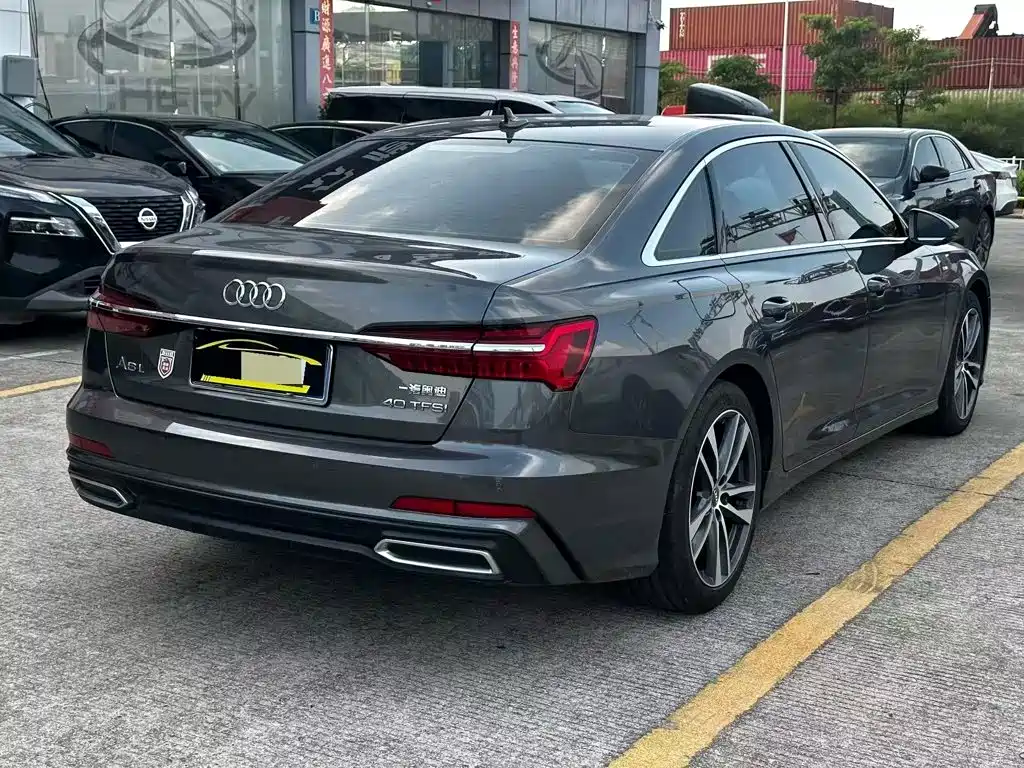 Audi A6L — фото 6