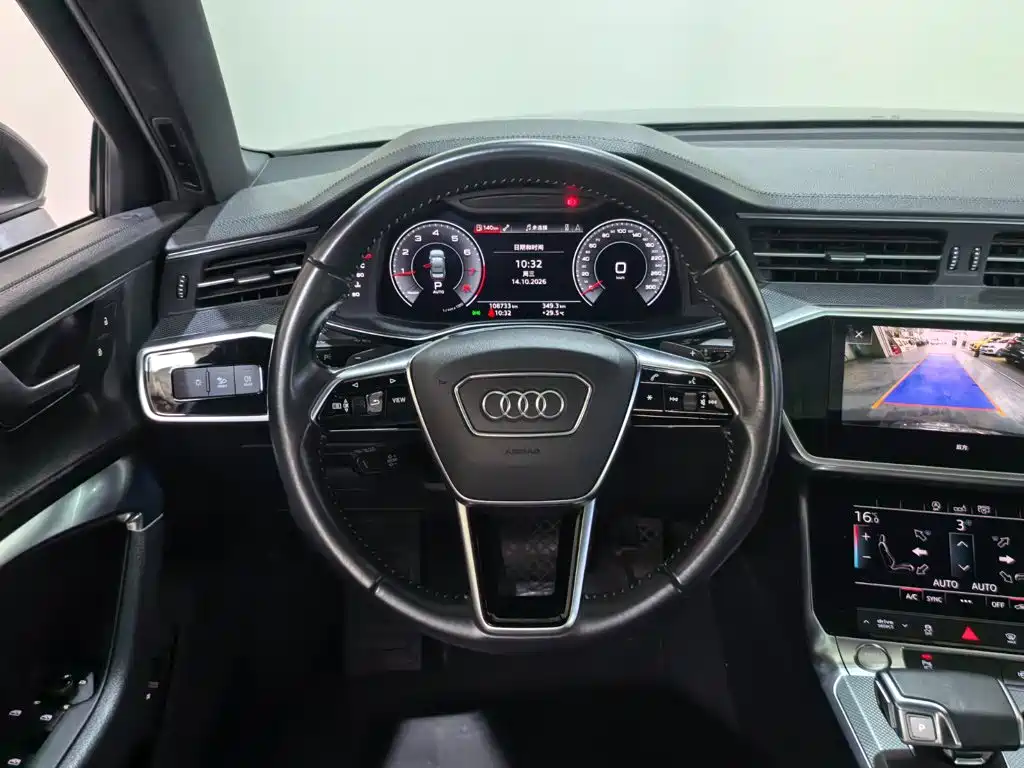 Audi A6L — фото 10
