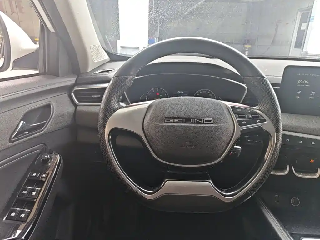BAIC X3 — фото 10