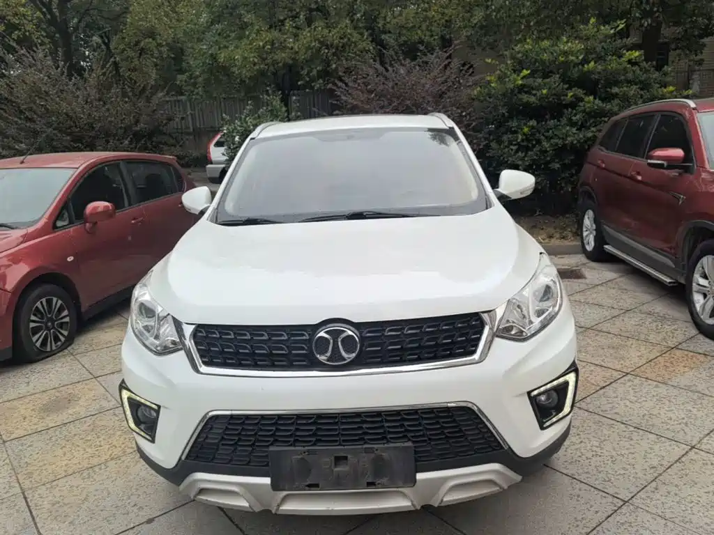 BAIC Senova X35 — фото 2