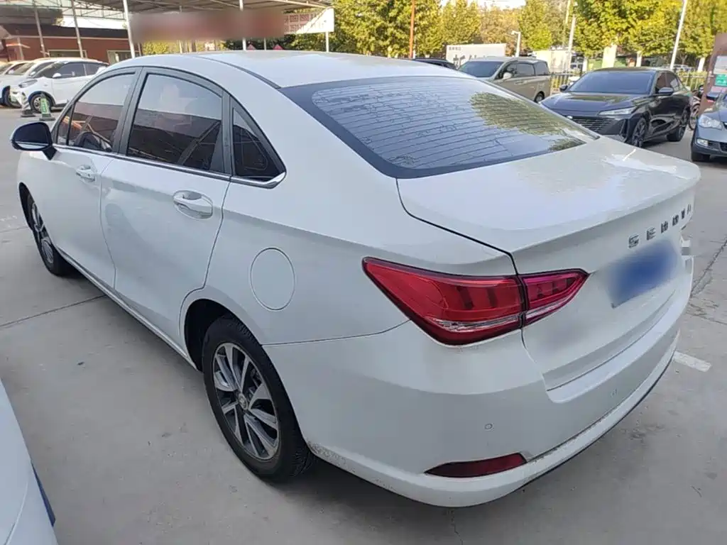 BAIC Senova D50 — фото 4