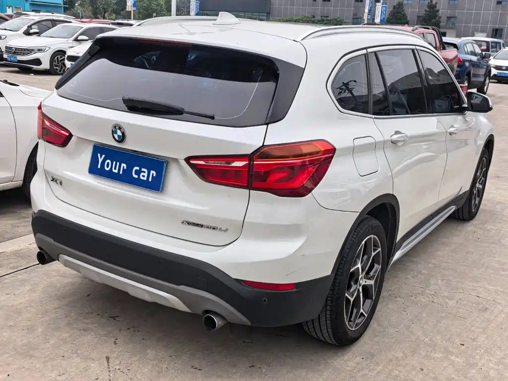 BMW X1 — фото 6