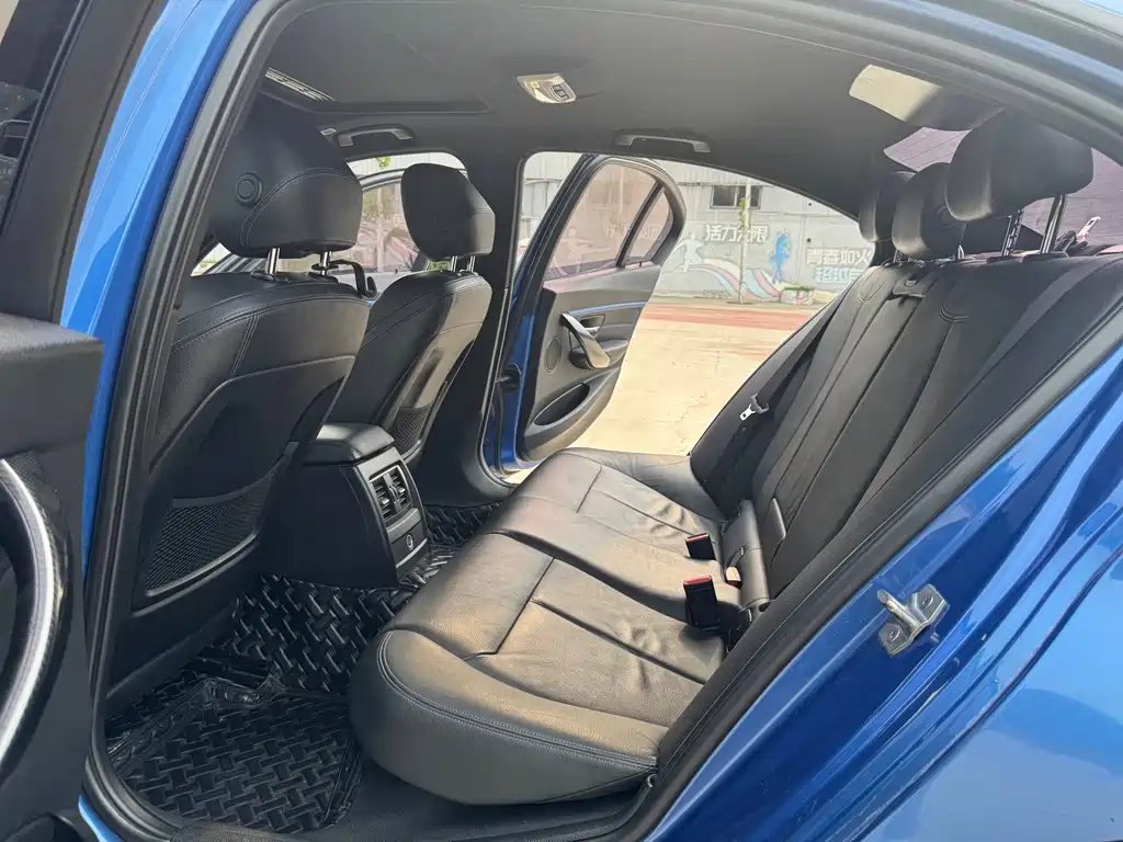 BMW 3 Series — фото 14