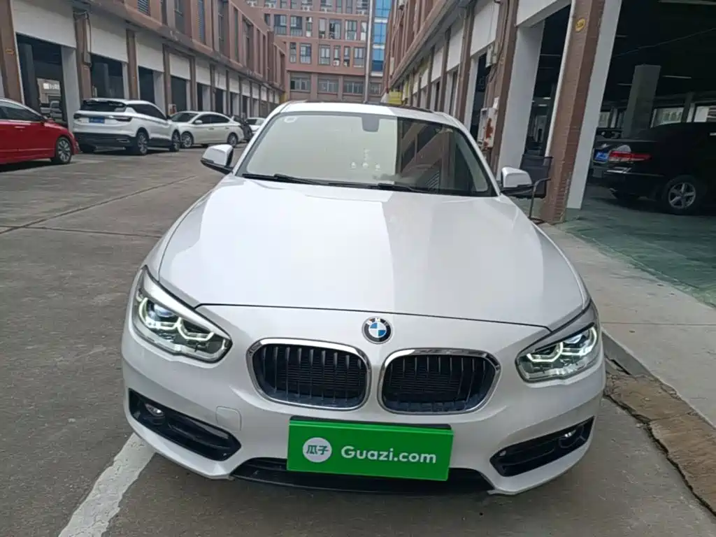 BMW 1 Series (Import) — фото 2