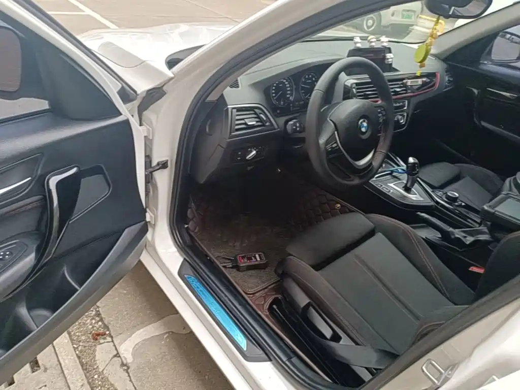 BMW 1 Series (Import) — фото 15