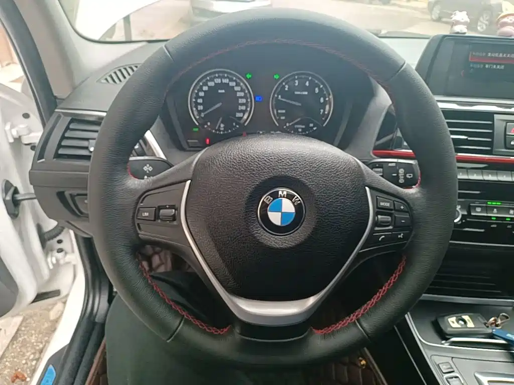 BMW 1 Series (Import) — фото 10