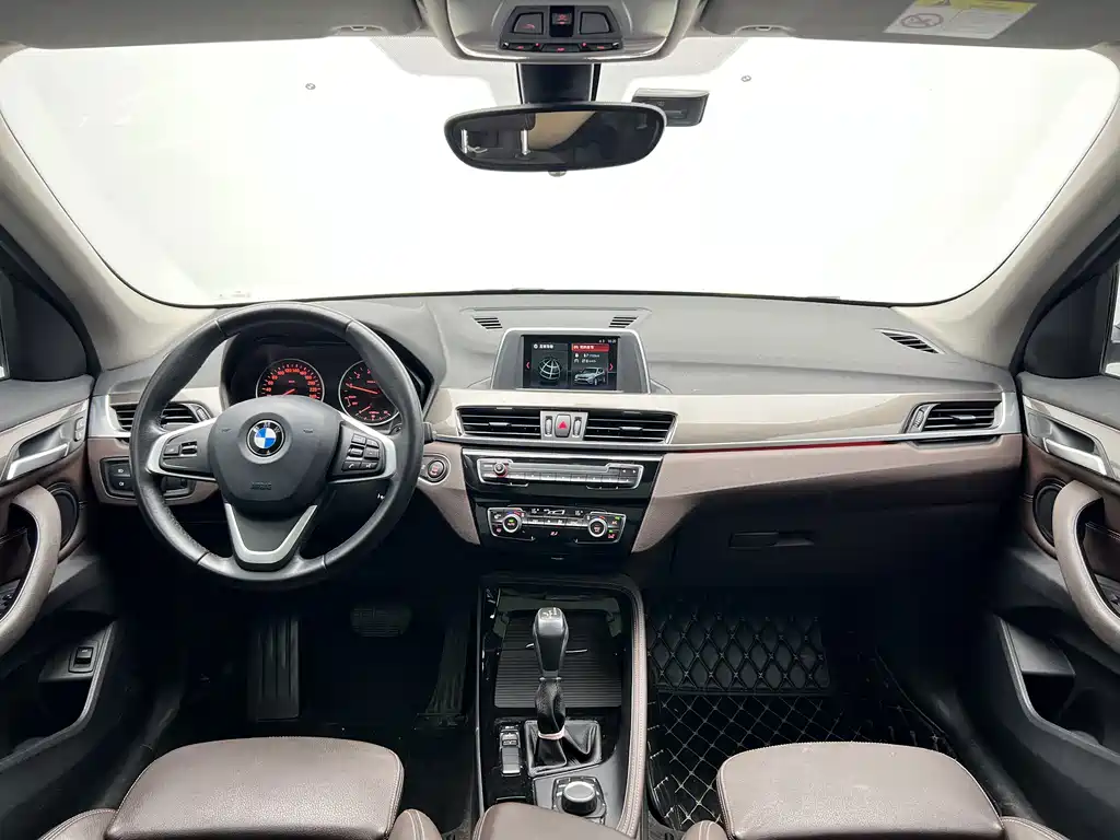 BMW X1 — фото 17