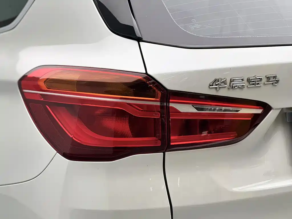 BMW X1 — фото 20