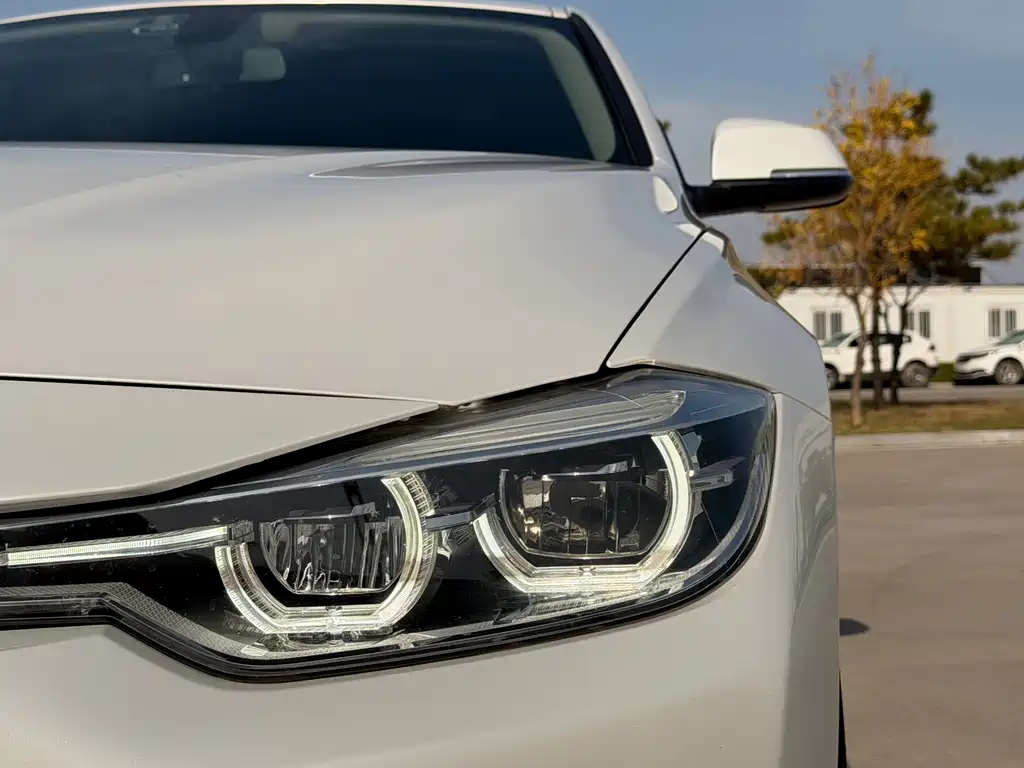 BMW 3 Series — фото 4