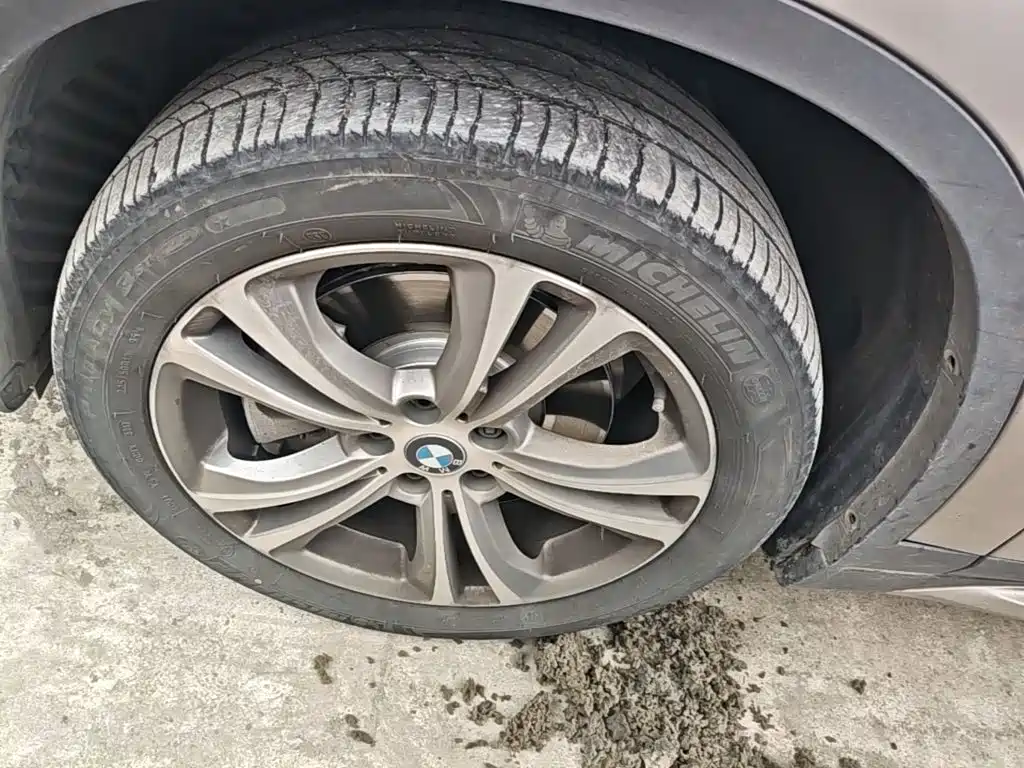 BMW X1 — фото 22