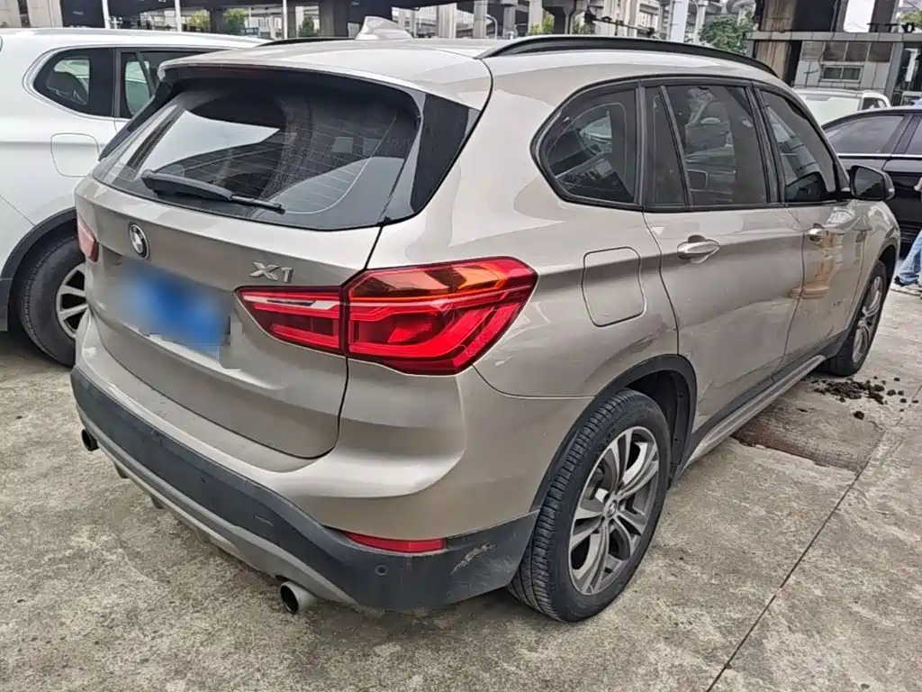 BMW X1 — фото 6