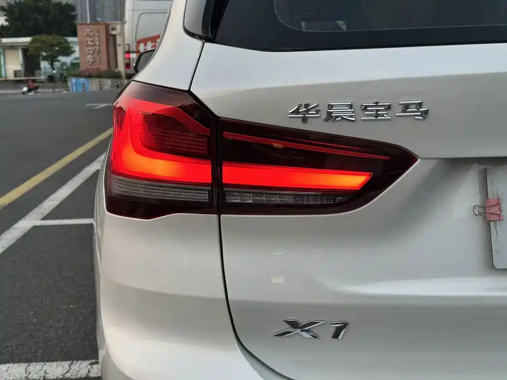 BMW X1 — фото 20