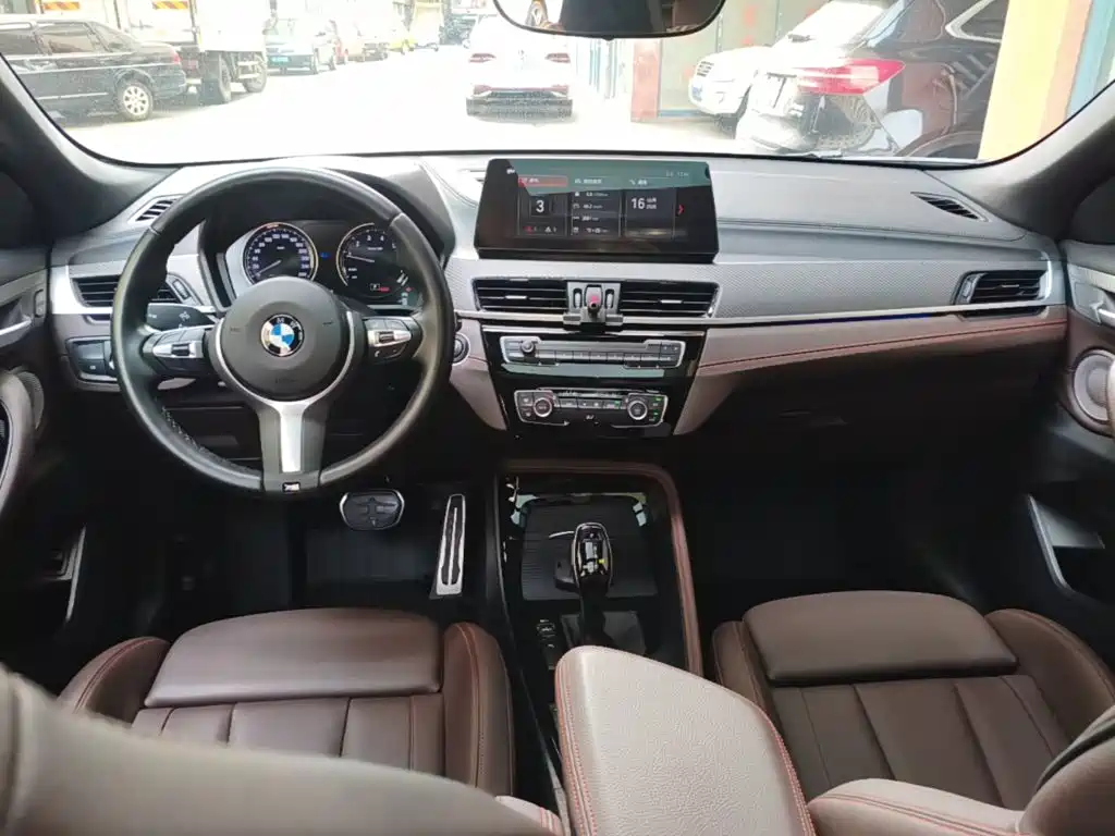 BMW X2 — фото 9