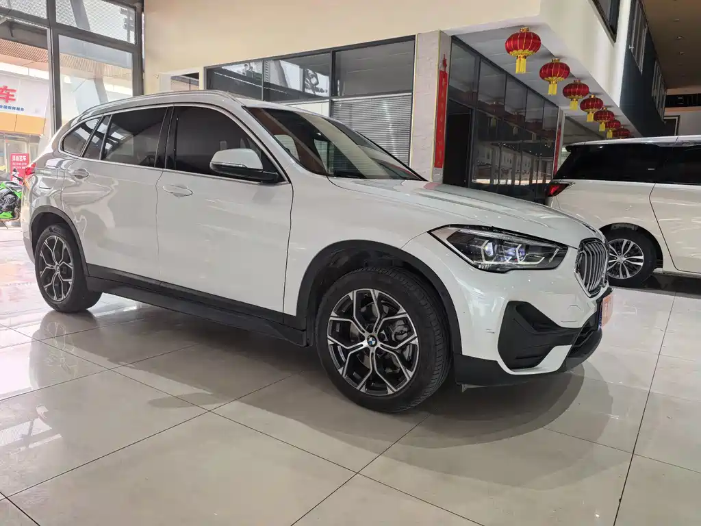 BMW X1 — фото 3