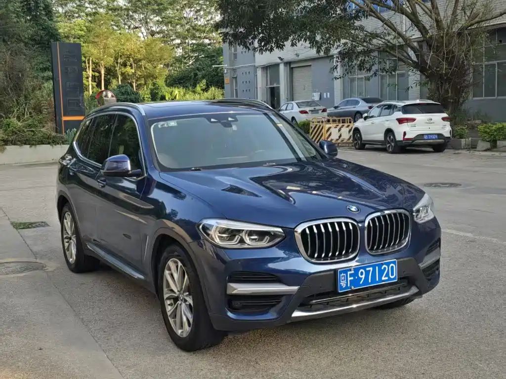 BMW X3 — фото 2