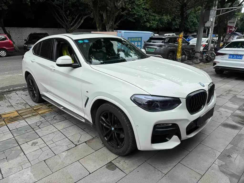 BMW X4 — фото 3