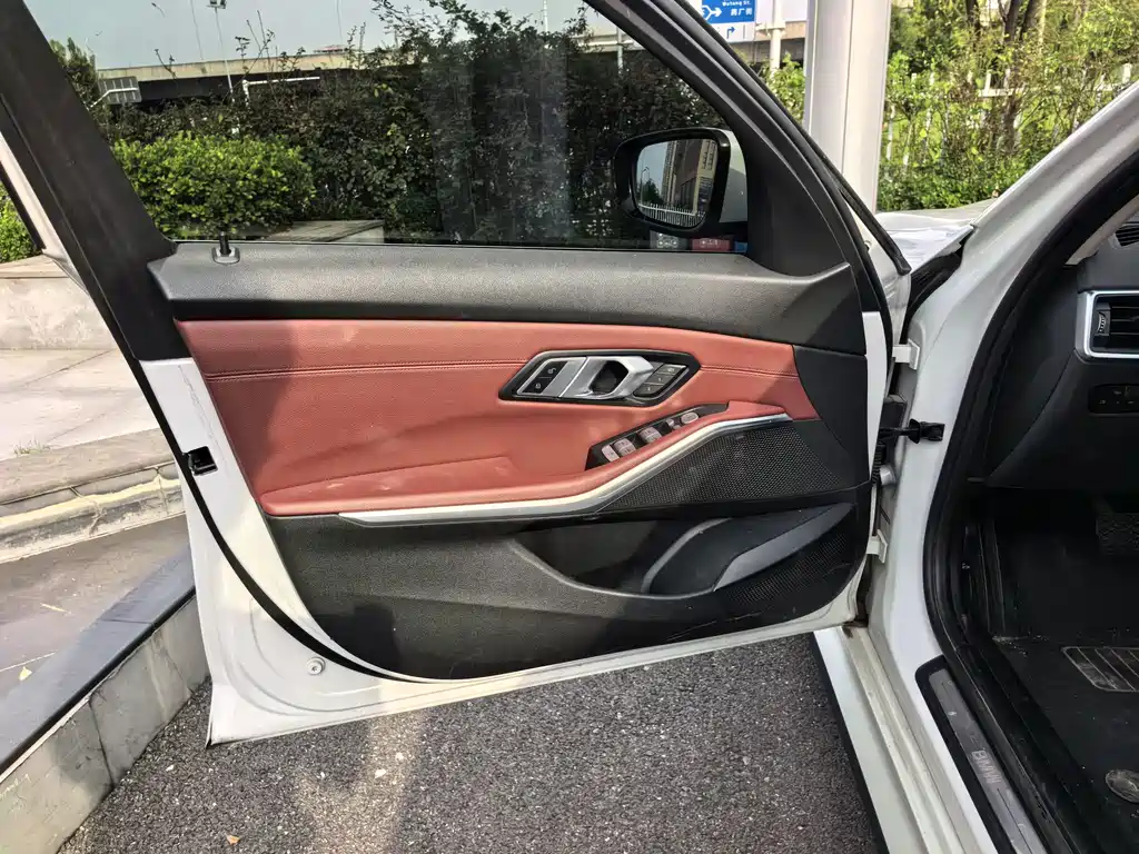 BMW i3 — фото 11