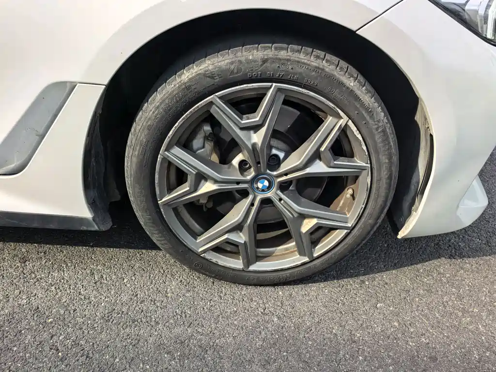 BMW i3 — фото 9