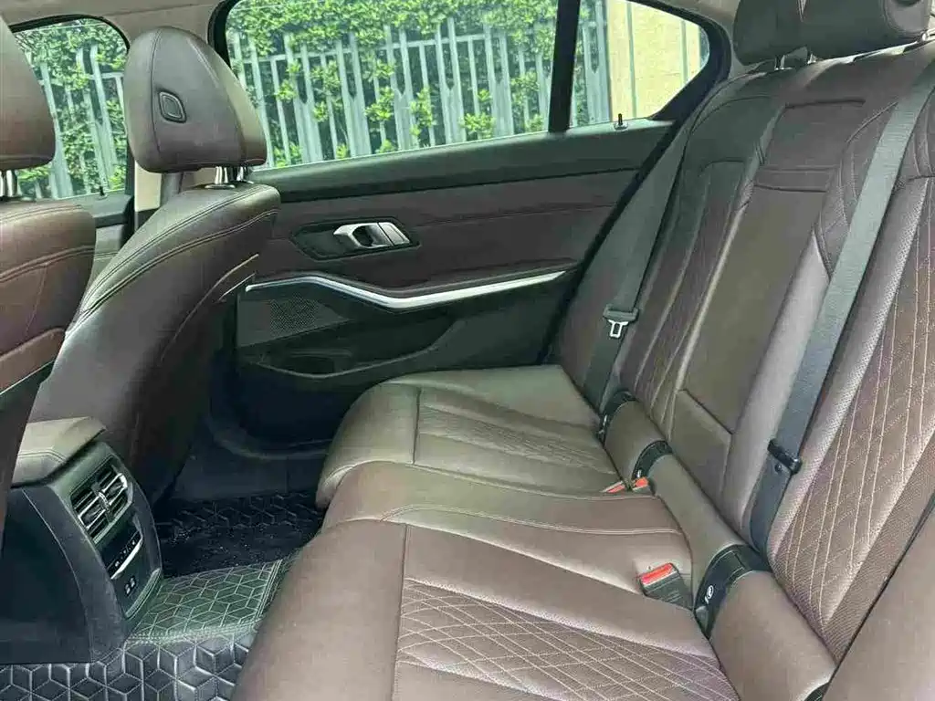 BMW 3 Series — фото 10