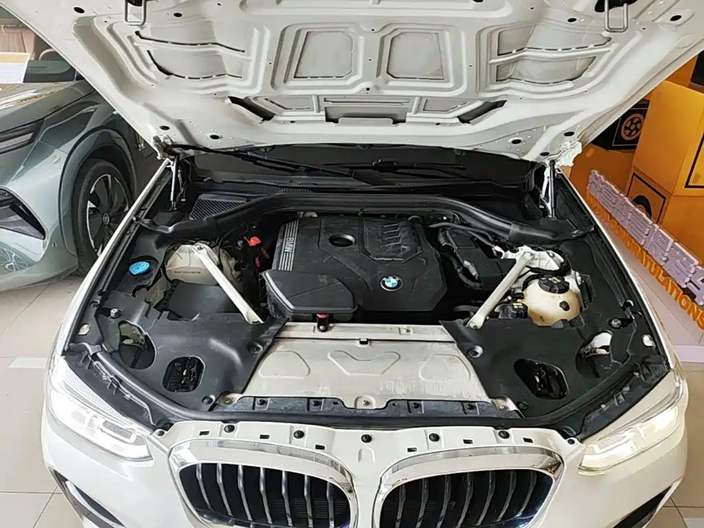 BMW X3 — фото 19