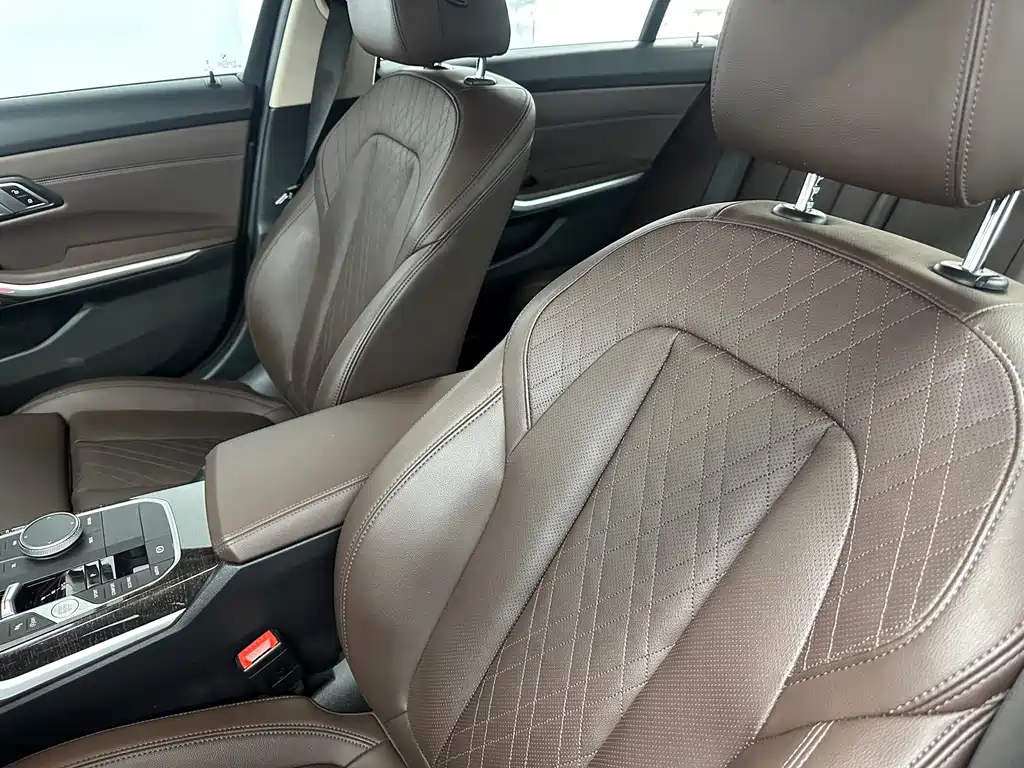 BMW 3 Series — фото 10