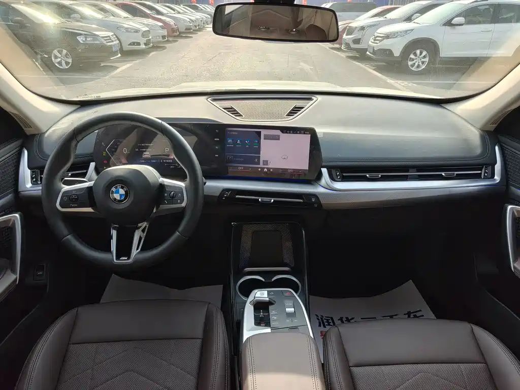 BMW X1 — фото 10