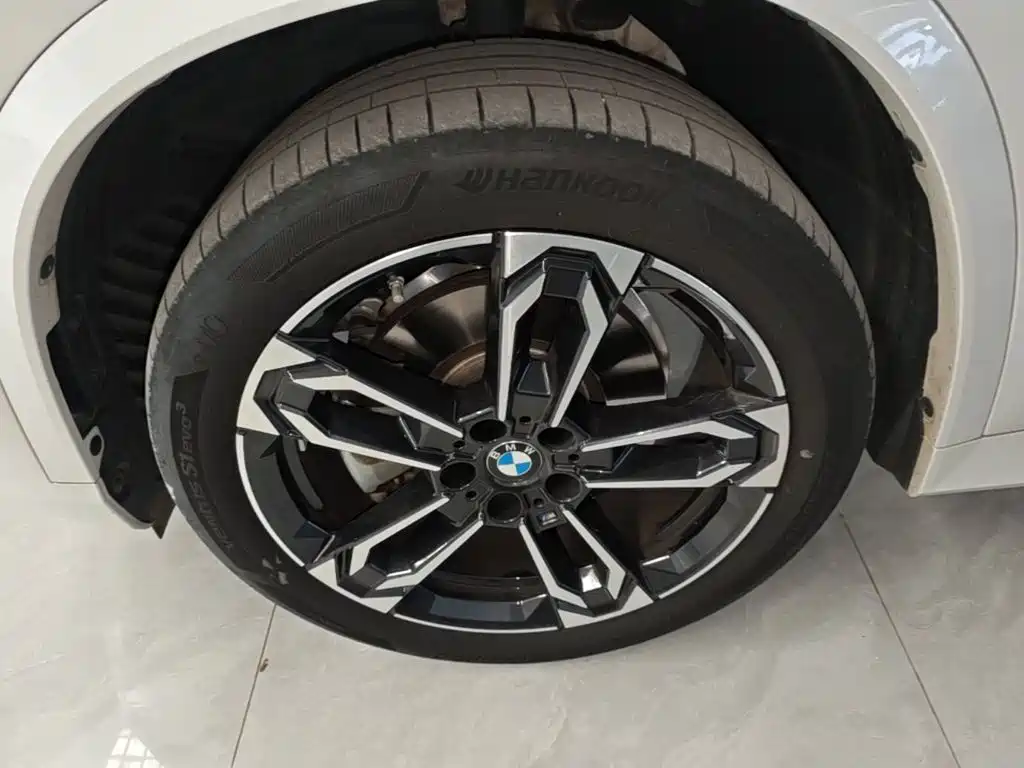 BMW X1 — фото 22