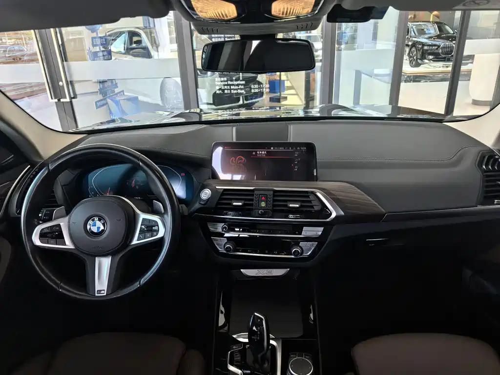 BMW X3 — фото 9