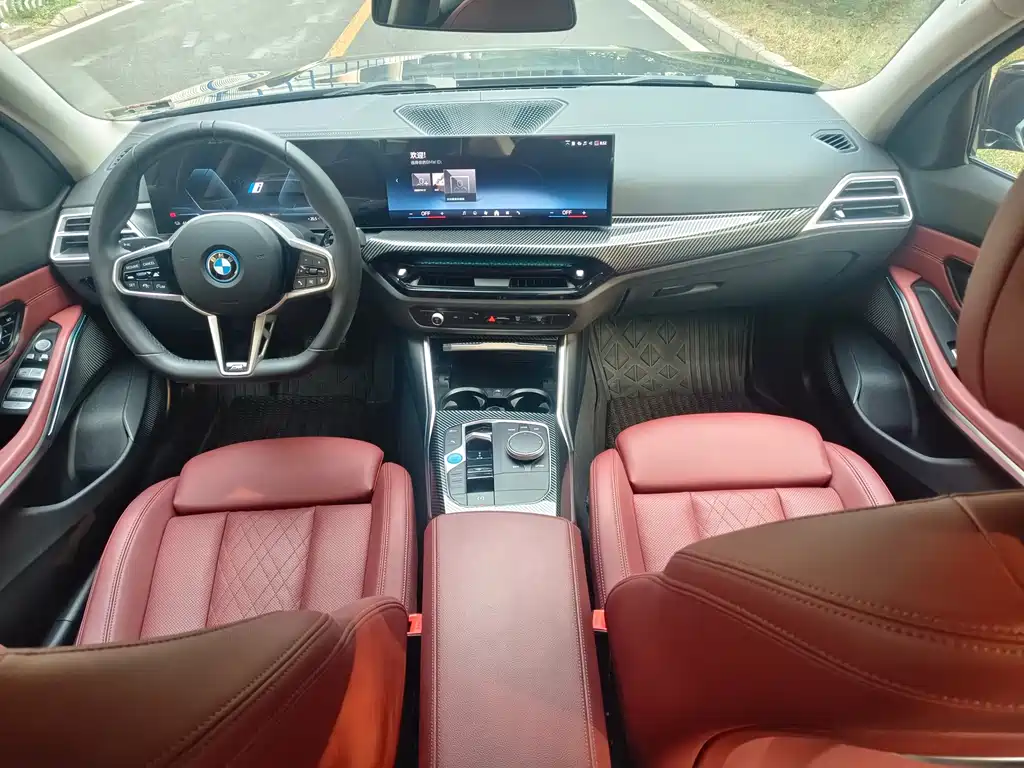 BMW i3 — фото 8