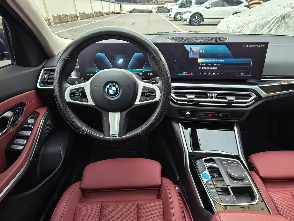BMW i3 — фото 8