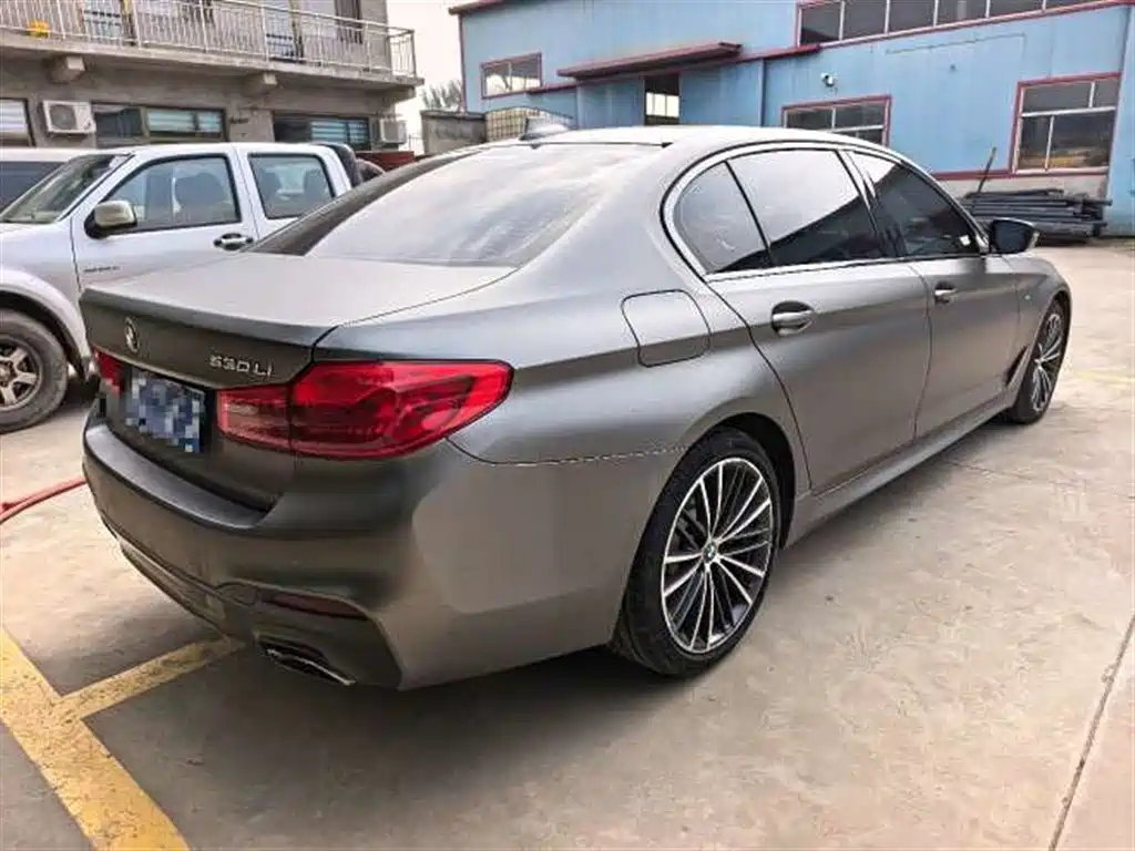 BMW 5 Series — фото 4